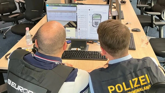 αλβανια-τηλεφωνικο-κεντρο