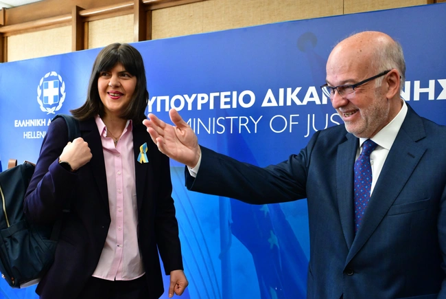 ΣΥΝΑΝΤΗΣΗ ΤΟΥ ΓΙΩΡΓΟΥ ΦΛΩΡΙΔΗ ΜΕ ΤΗΝ ΛΑΟΥΡΑ ΚΟΒΕΣΙ