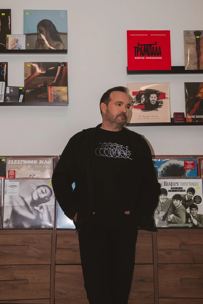 Κώστας Μακεδόνας