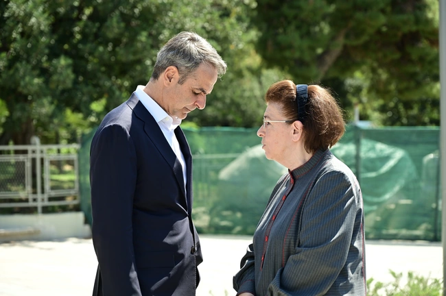 Επίσκεψη Μητσοτάκη - Μενδώνη στα έργα ανάπλασης στην Λεωφόρο Βασιλίσσης Όλγας