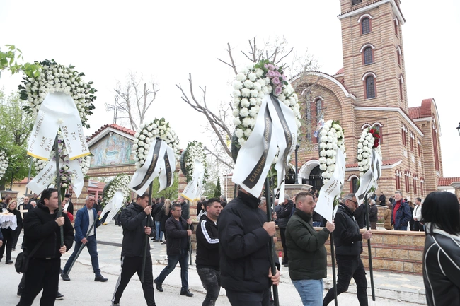 Η κηδεία του Στέφανου Μπορμπόκη