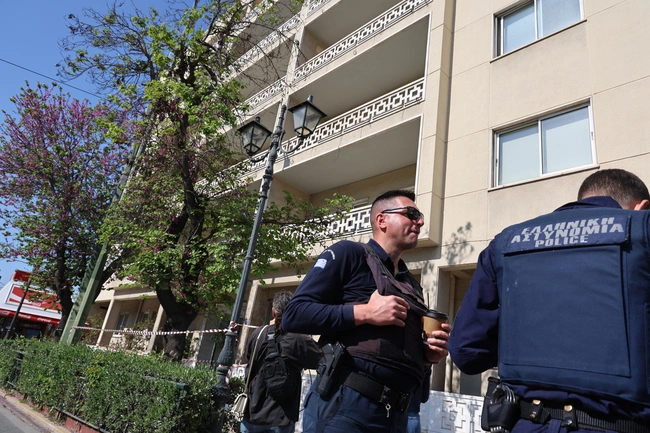 Νεκρή 51χρονη που έπεσε από τον 2ο όροφο στο υπουργείο Τουρισμού