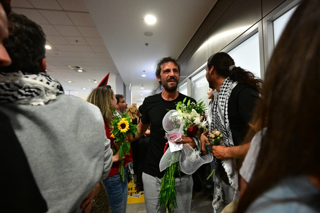 Επαναπατρίστηκαν οι Έλληνες ακτιβιστές του Global Sumud Flotilla