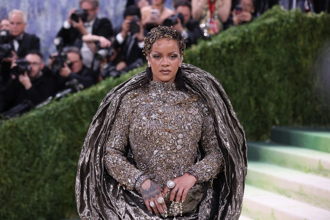 Η Ριάνα στο Met Gala