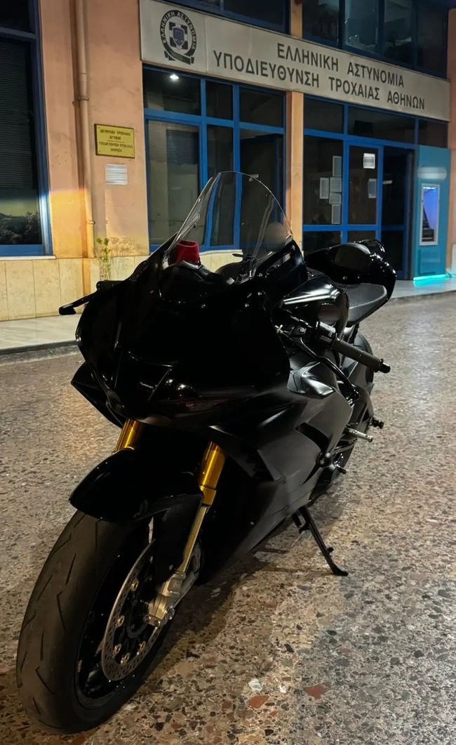 37χρονος κινούνταν με ταχύτητες άνω των 240 χλμ/ώρα με τη μηχανή του