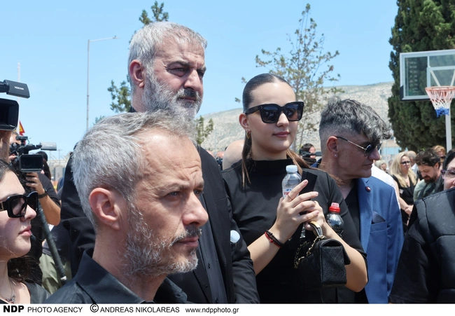 Τραϊανός και Βικτώρια Δέλλα