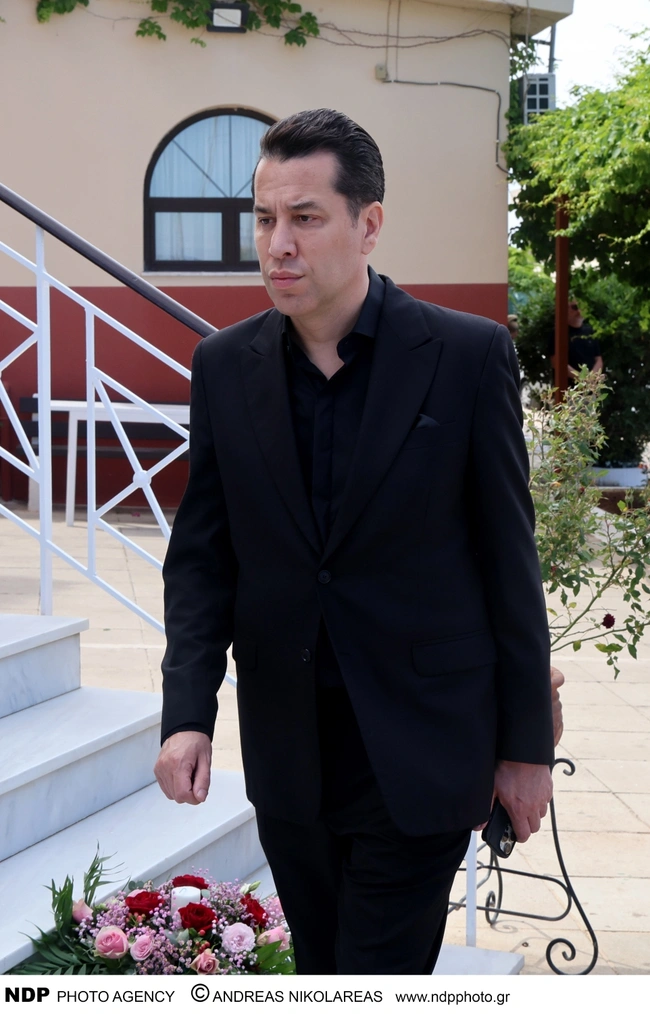 Κηδεία Γωγώς Μαστροκώστα Χάρης Σιανίδης