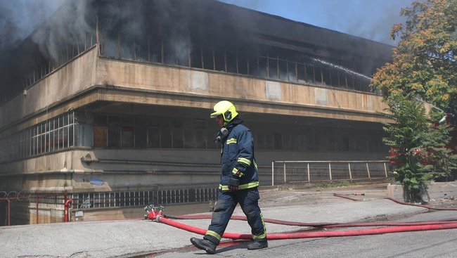 Η επιχείρηση κατάσβεσης στο Αιγάλεω