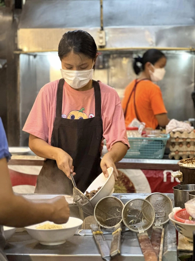 thai 8