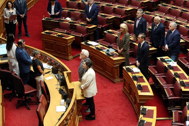 Η ορκωμοσία των νέων βουλευτών του ΣΥΡΙΖΑ