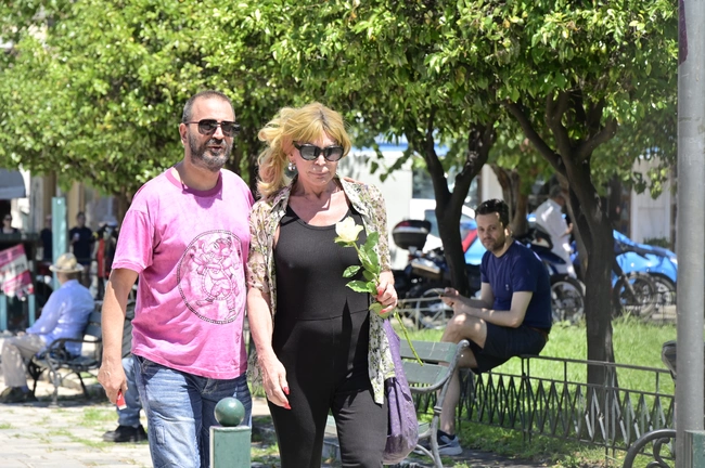 Εικόνες από την κηδεία της Πάολας Ρεβενιώτη