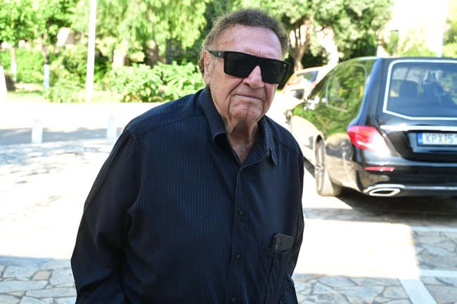 Η κηδεία της Μαίρης Λίντα