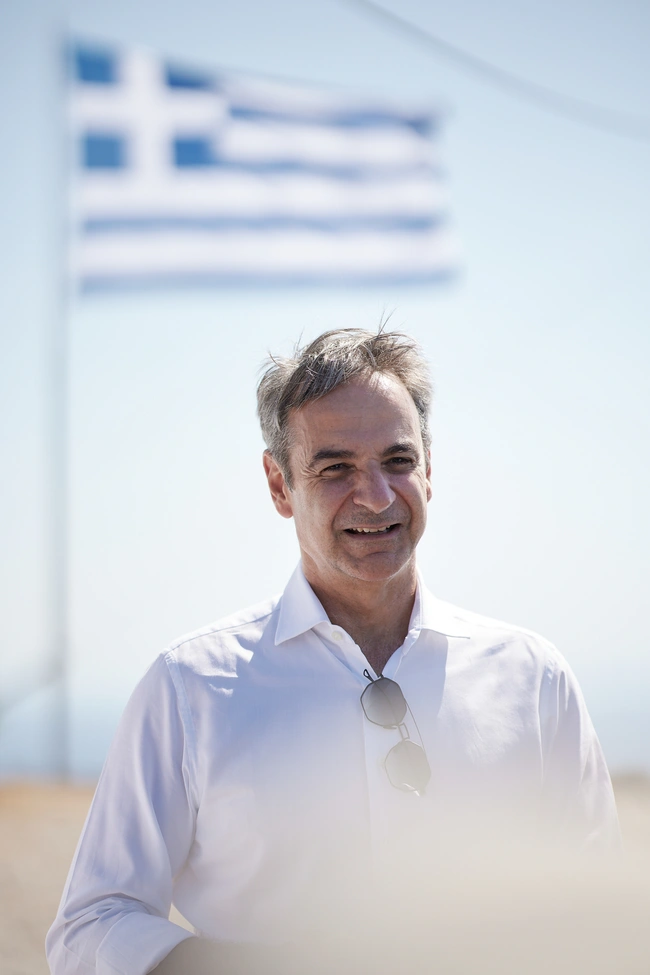 Επίσκεψη Μητσοτάκη στο Αγαθονήσι
