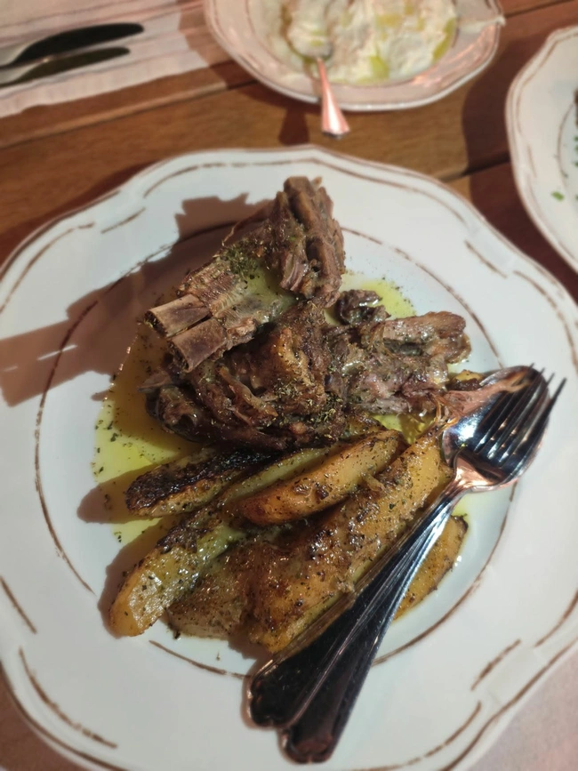 taverna arni