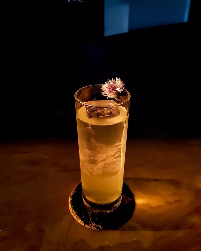 aggelis cocktail snake eyes