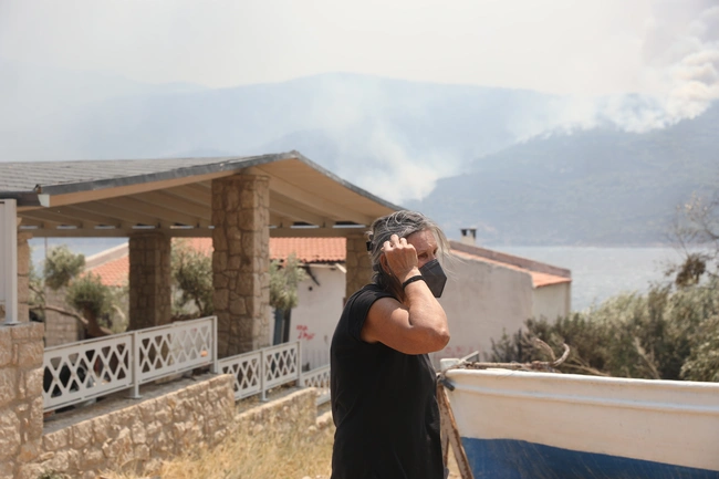 Αποκαΐδια από τη φωτιά στο Πόρτο Γερμενό