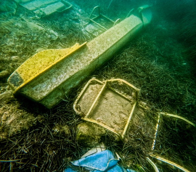Σκουπίδια στον βυθό της θάλασσας