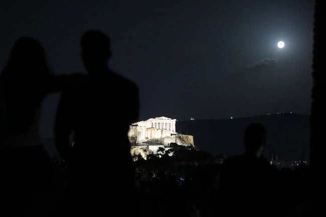 Πανσέληνος Αυγούστου