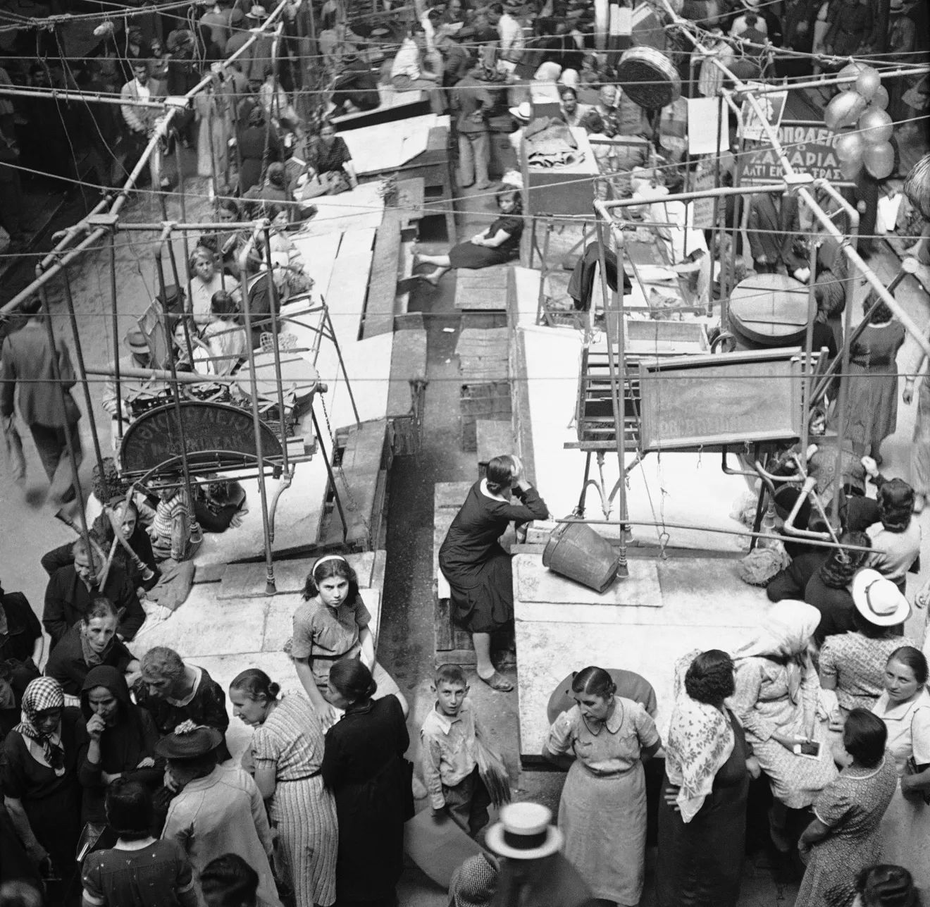 Ψαραγορά στην Αθήνα, τον Οκτώβριο του 1941
