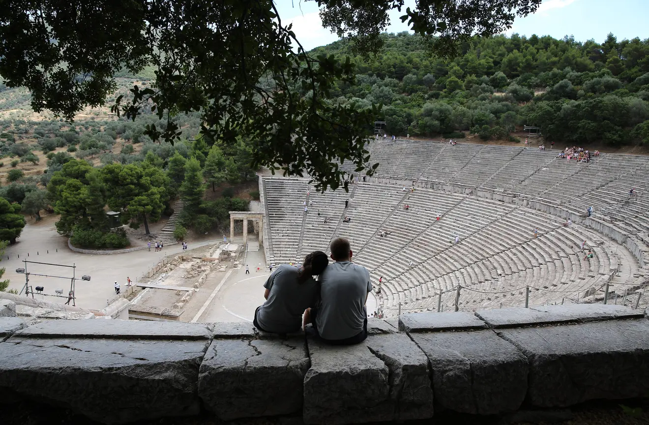 Εβδομήντα χρόνια Φεστιβάλ Αθηνών Επιδαύρου.