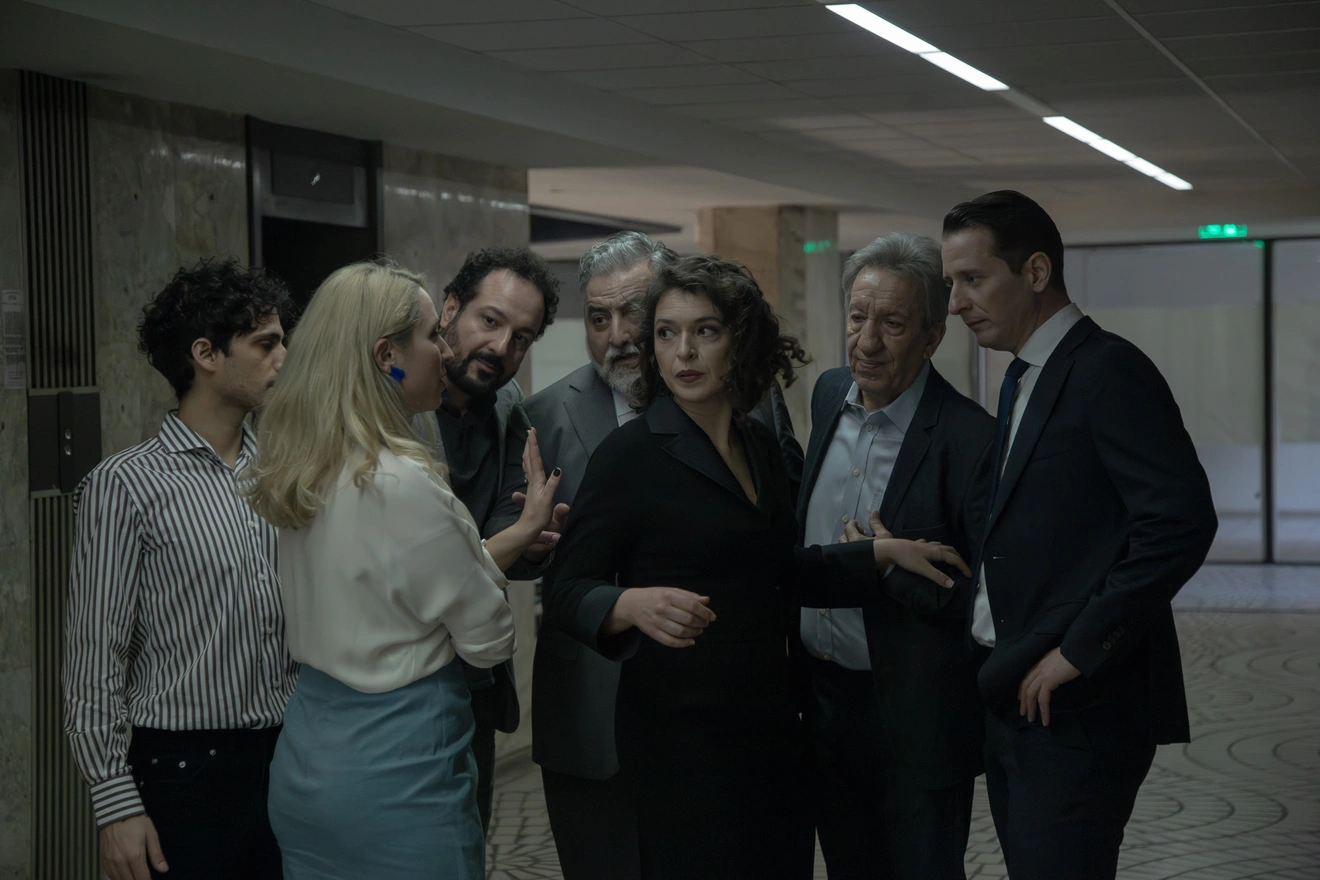 Εχθρός του Λαού 