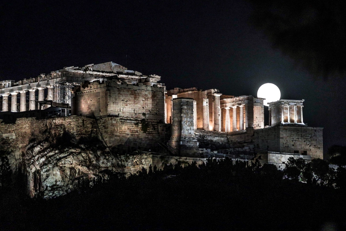Η Πανσέληνος Αυγούστου στην Ακρόπολη