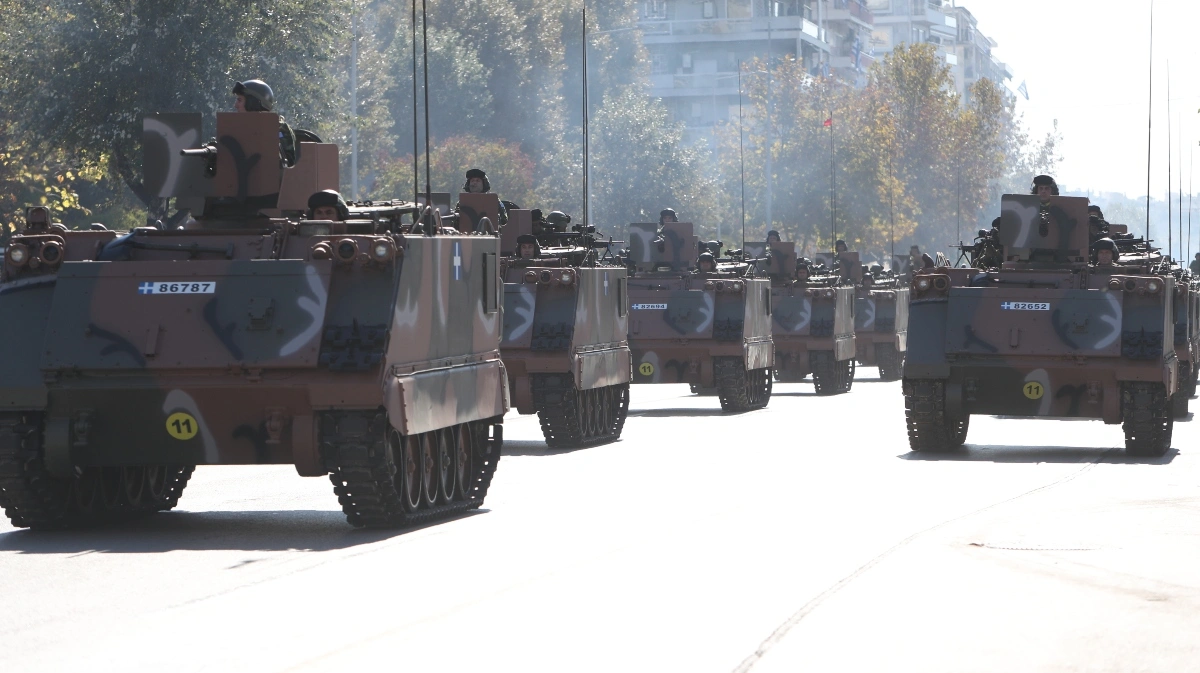 παρέλαση-αρματα