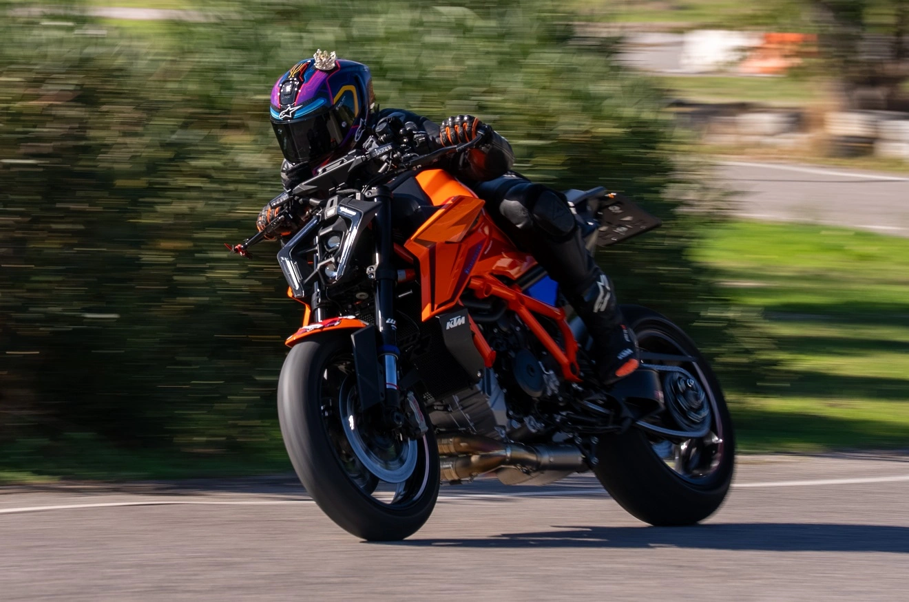 Ακαδημία οδήγησης Riding School