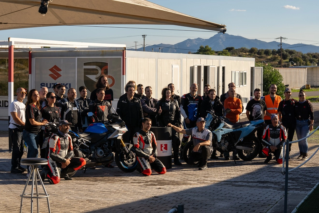 Ακαδημία οδήγησης Riding School