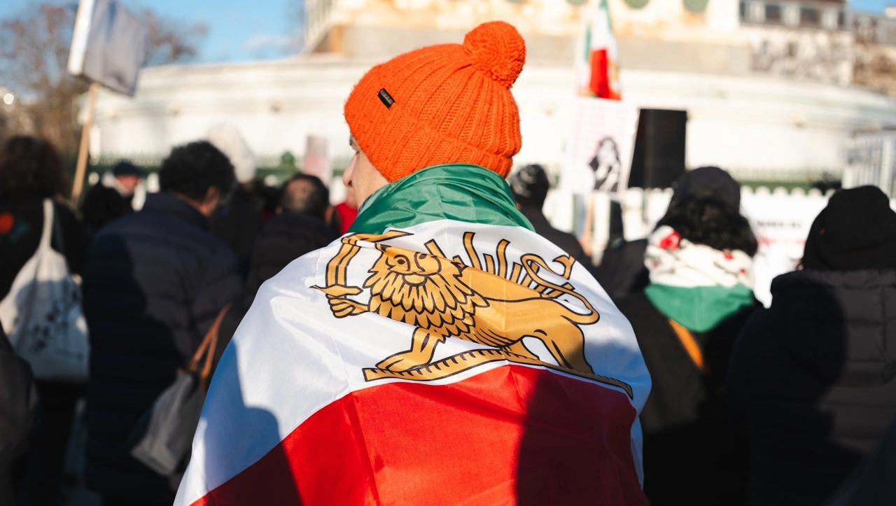 Διαδηλωτής στο Ιράν