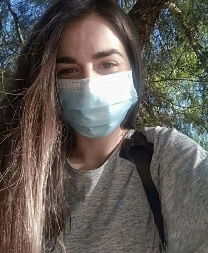 Selfie με μάσκα, Κυριακή.