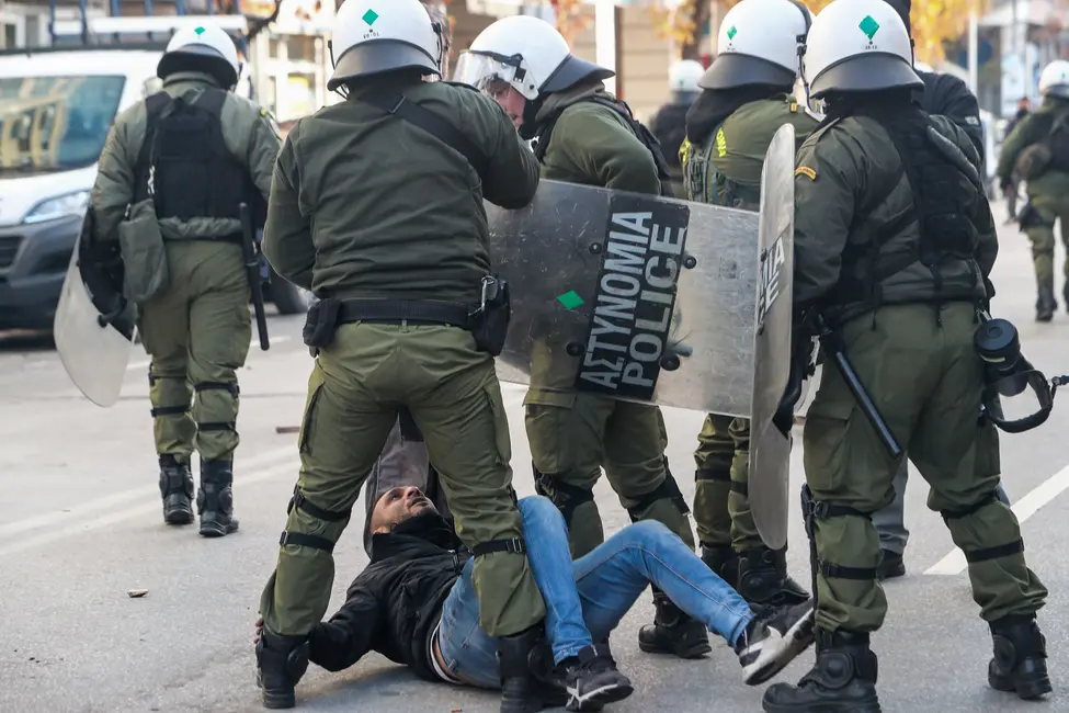 epeisodia-pateras-roma-thessaloniki