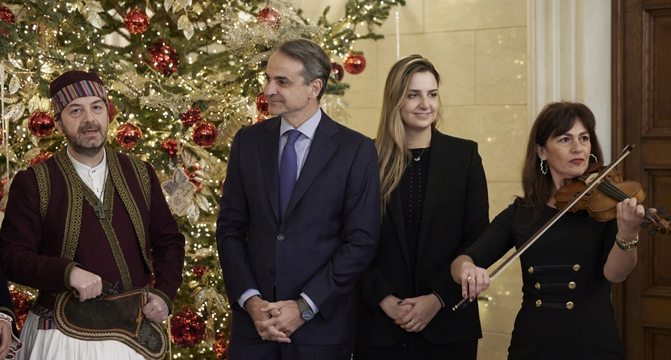 kyriakos-mitsotakis-kalanta