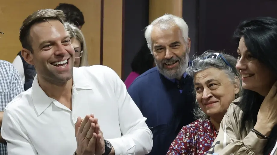 Ο Στέφανος Κασσελάκης στην συνεδρίαση της Κ.Ε. του ΣΥΡΙΖΑ