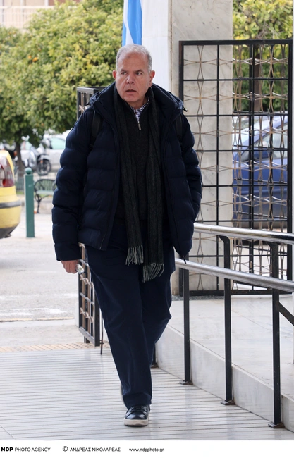 Ο Αντώνης Κοκολάκης στην κηδεία του Γιώργου Μιχαλακόπουλου