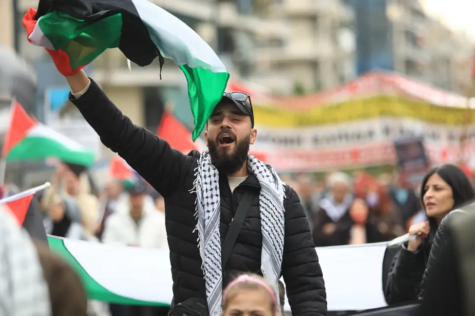 Πορεία στο κέντρο της Αθήνας υπέρ της Παλαιστίνης