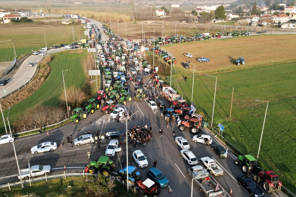 agrotes-trakter-comvoy