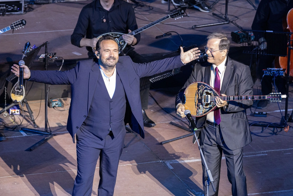 Κώστας Μακεδόνας, Χρήστος Νικολόπουλος