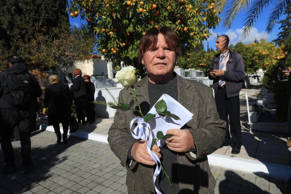 Καίτη Γκρέυ: Σε λαϊκό προσκύνημα η σορός της τραγουδίστριας