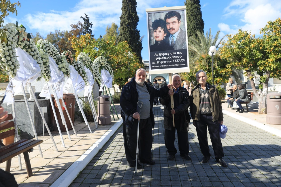 Καίτη Γκρέυ: Σε λαϊκό προσκύνημα η σορός της τραγουδίστριας