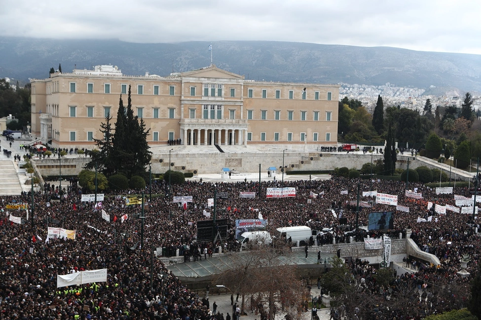 Τέμπη διαδήλωση Σύνταγμα