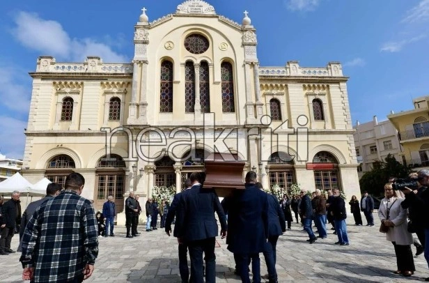 Κηδεία του Μανώλη Λιδάκη