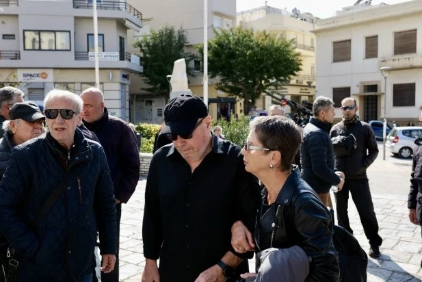 Κηδεία του Μανώλη Λιδάκη