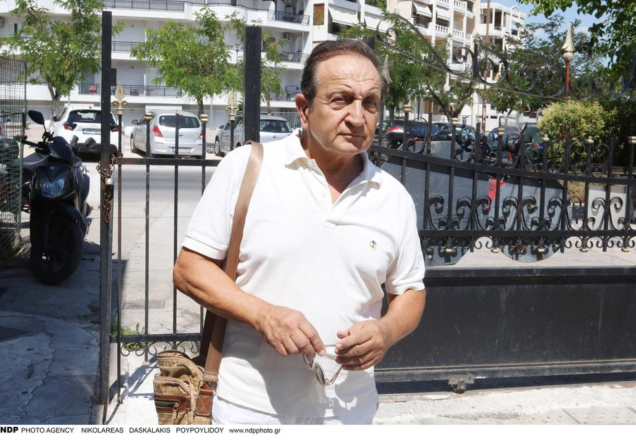 Κηδεία Τζένης Ζαχαροπούλου