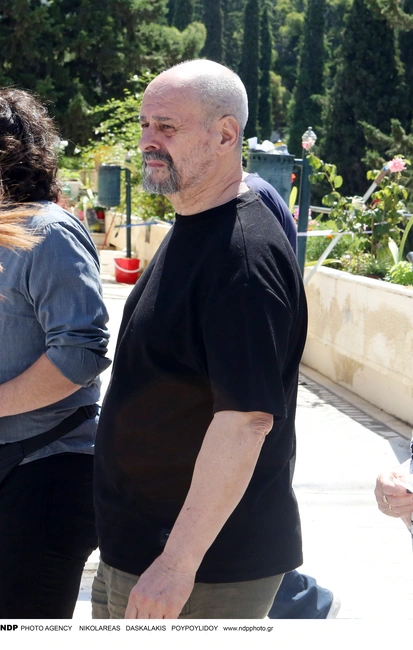 Κηδεία Τζένης Ζαχαροπούλου