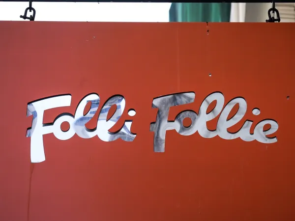 Folli-Follie