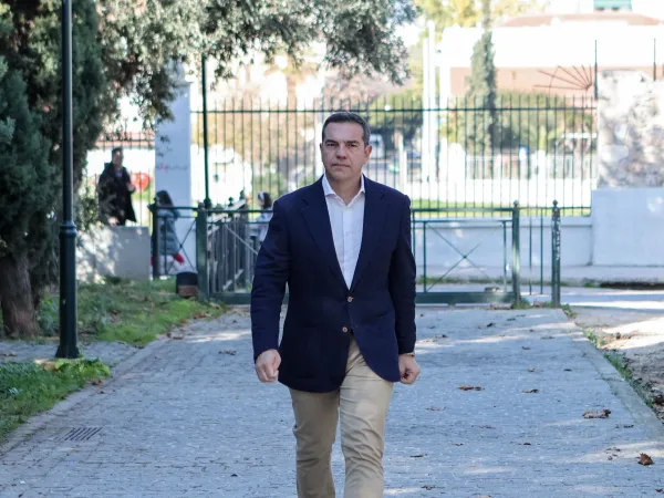 tsipras-glupta-parthenona