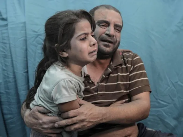 Παλαιστίνιοι τραυματίες στο νοσοκομείο Χαν Γιουνίς