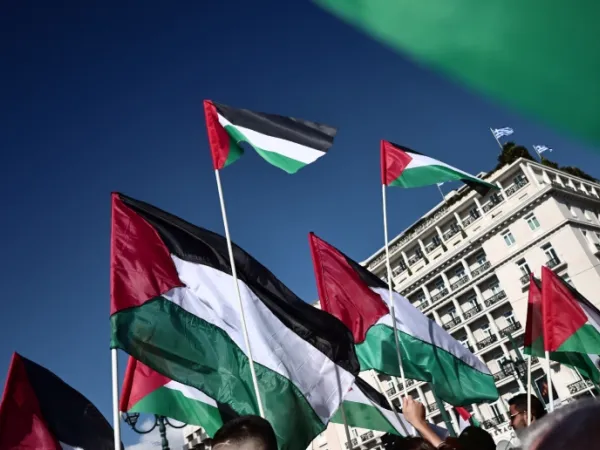 Μεγάλη συγκέντρωση στο Σύνταγμα για τη Γάζα