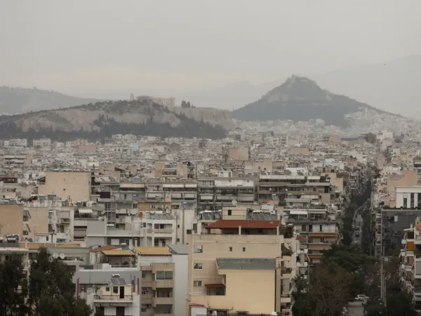 Καιρός με σκόνη στην Αθήνα